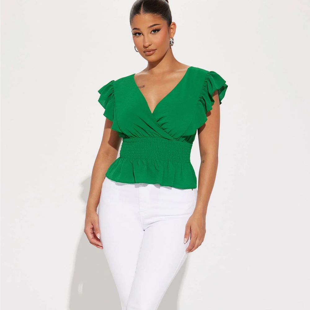 Green ruffle peplum top from Fashion Nova, new with tags, size M